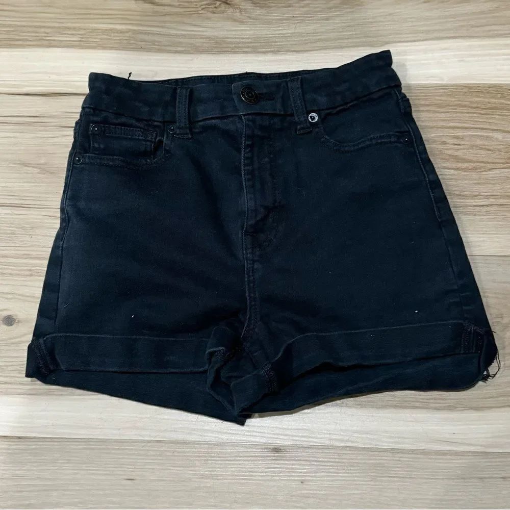 American Eagle Black Curvy High Rise Shortie Shorts Women’s 2